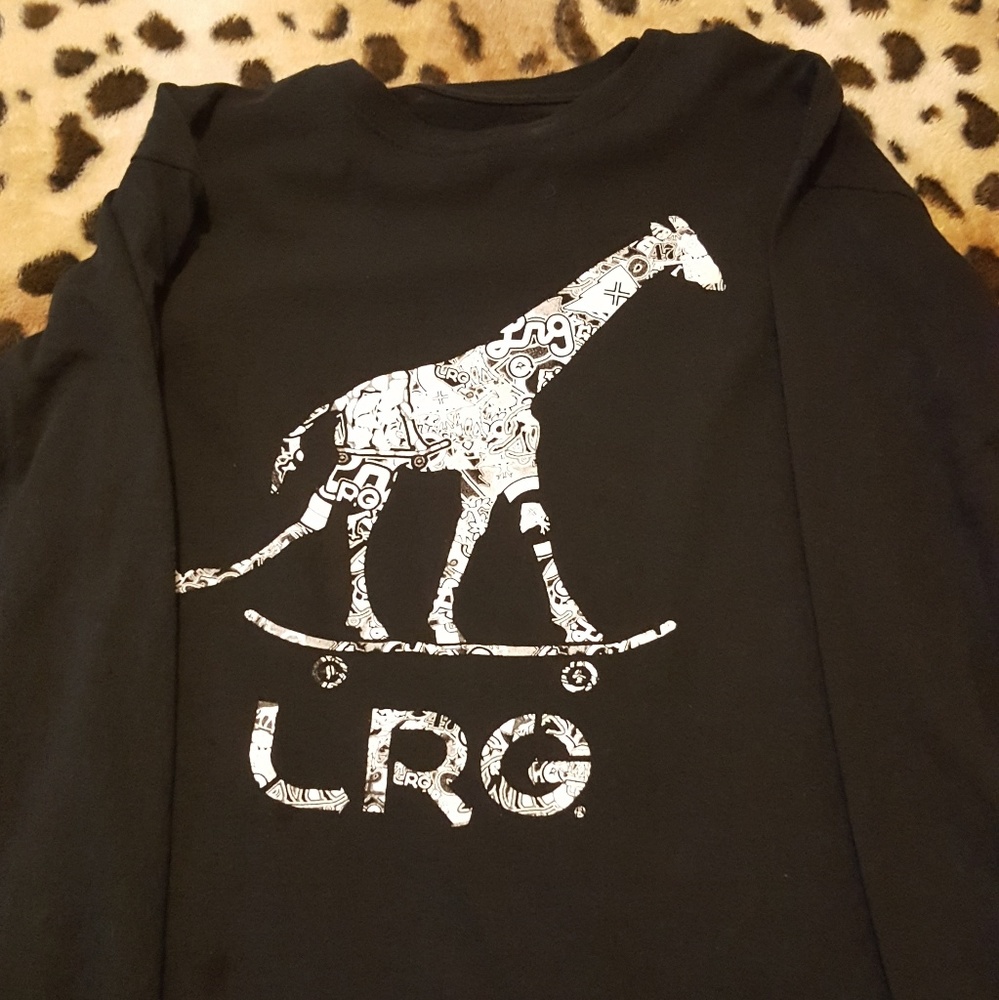 LRG giraffe shirt